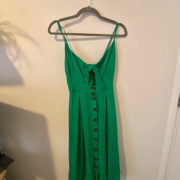 Green Summer Dress - Picture 2 of 5